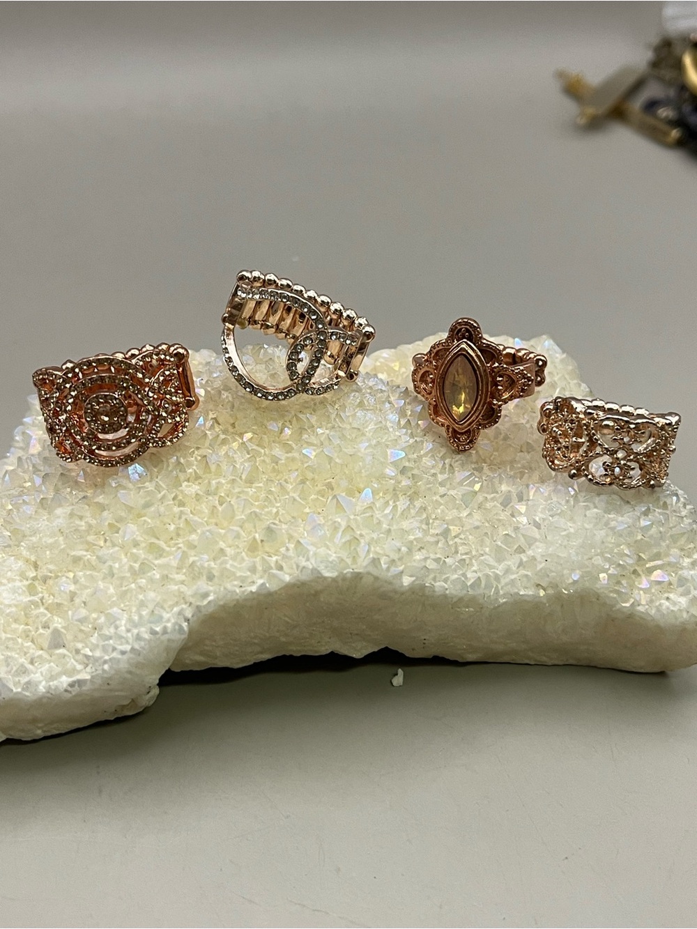 Lot of 4 Rose Gold Tone Stretch Rings | Filigree Lace Rhinestone Statement Rings